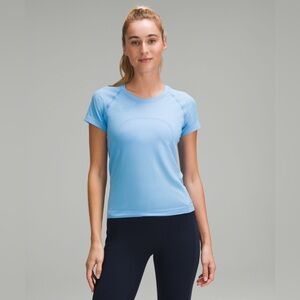 Lululemon Swiftly Tech Short-Sleeve Shirt 2.0 Race Length Aero Blue Size 4